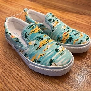 Old Navy Boys Shoes Size 1